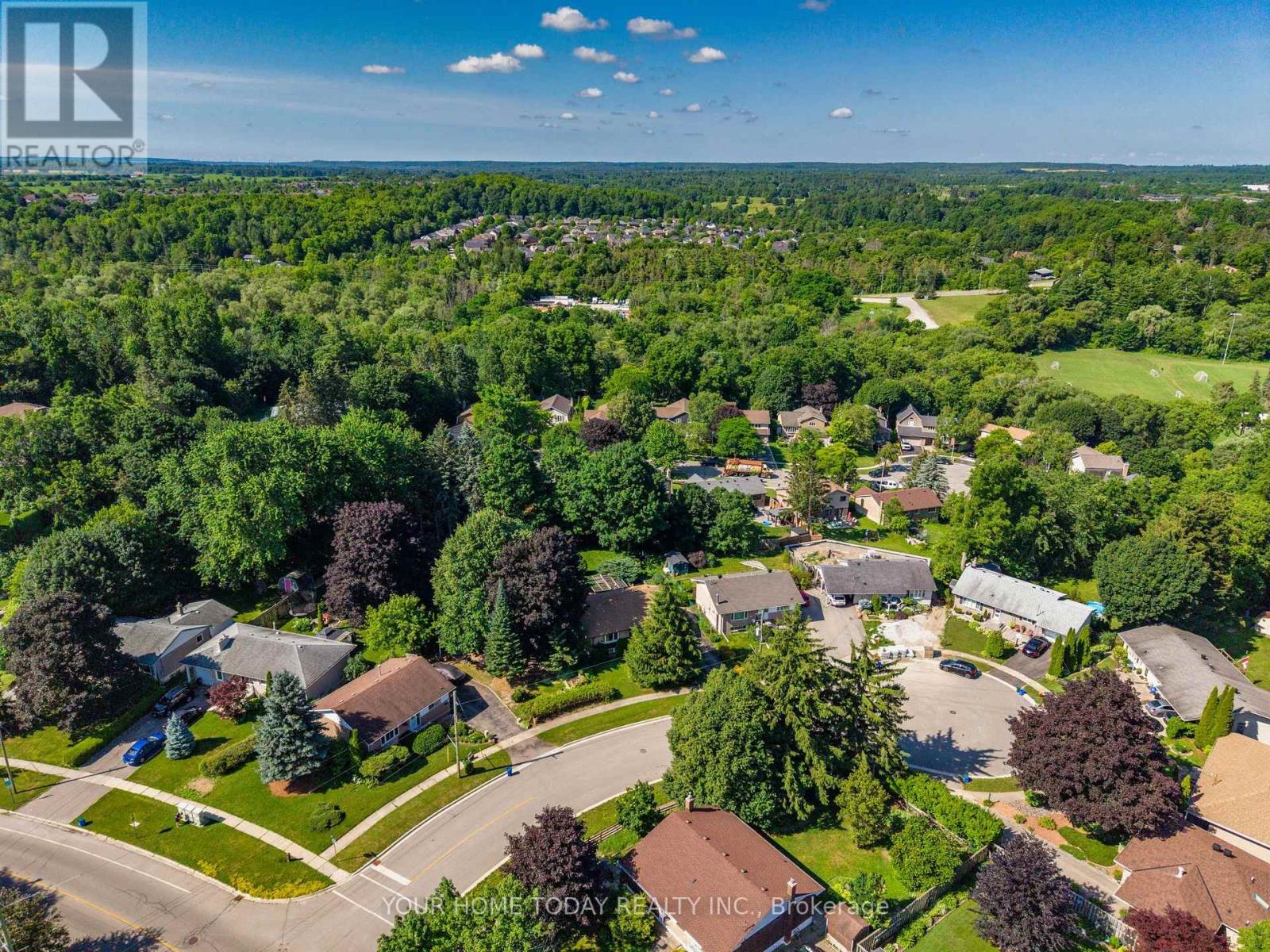 5 Lane Court, Halton Hills, Ontario  L7G 1S4 - Photo 4 - W13543472