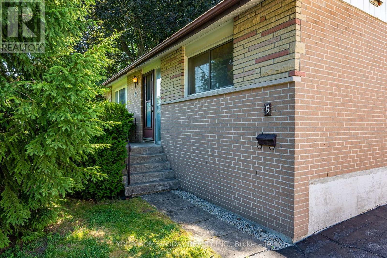 5 Lane Court, Halton Hills, Ontario  L7G 1S4 - Photo 6 - W13543472
