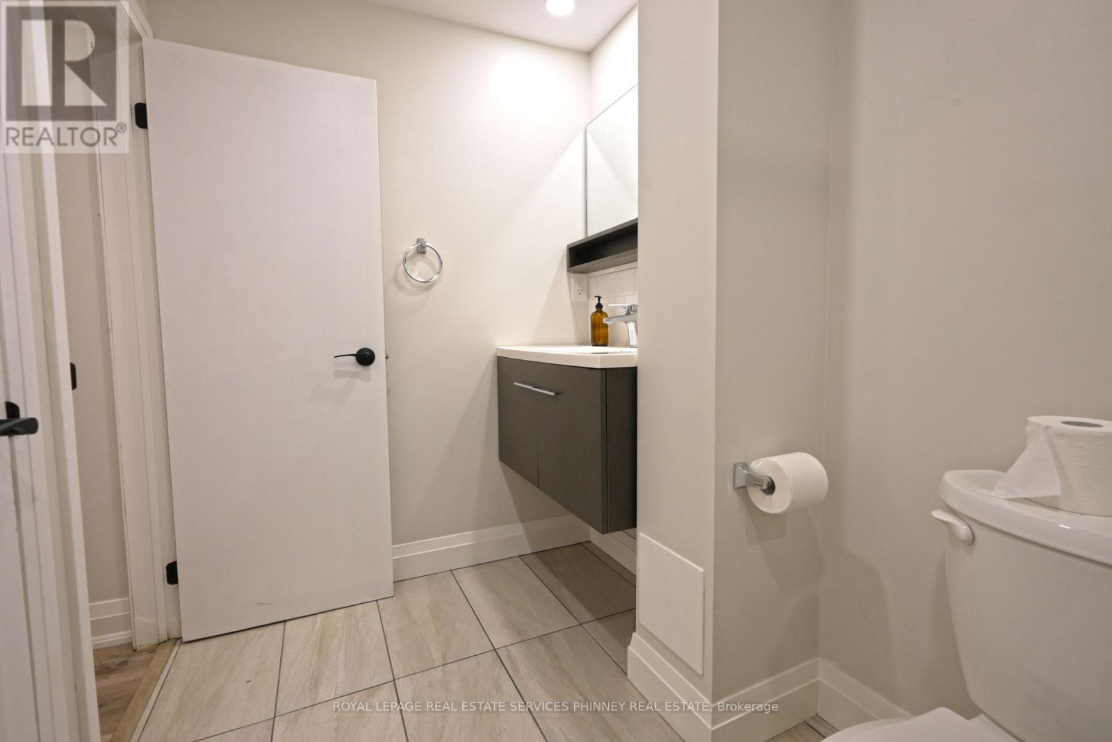 Lower - 2392 Cashmere Avenue, Mississauga, Ontario  L5B 2M6 - Photo 11 - W13543522