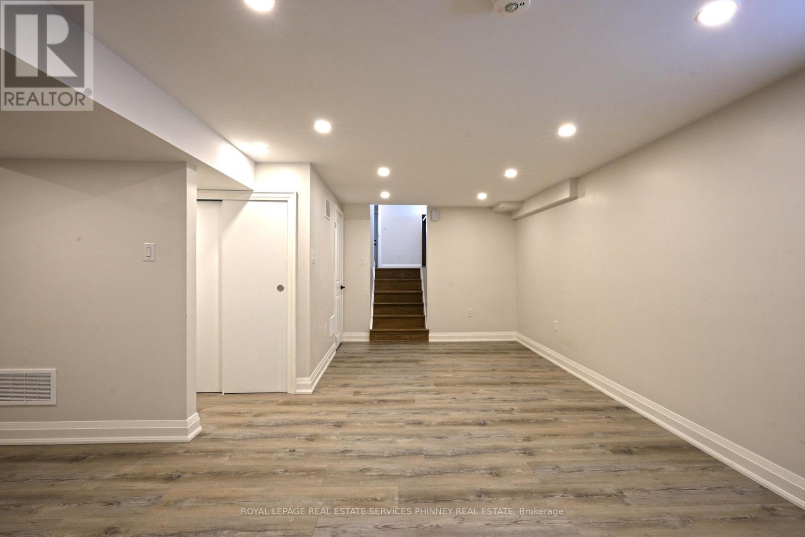 Lower - 2392 Cashmere Avenue, Mississauga, Ontario  L5B 2M6 - Photo 6 - W13543522