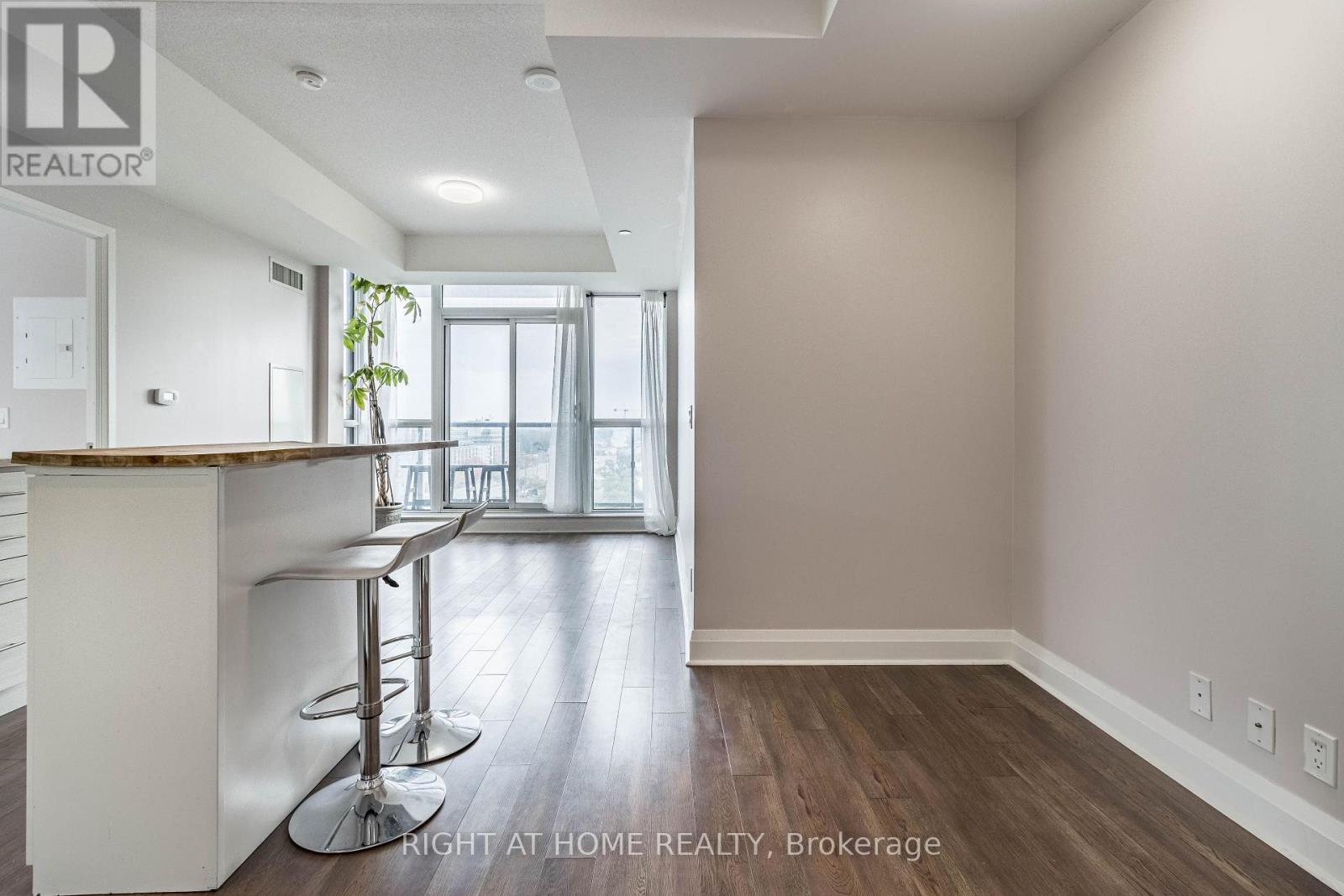 903 - 17 Zorra Street, Toronto, Ontario  M8Z 0C8 - Photo 24 - W13543524