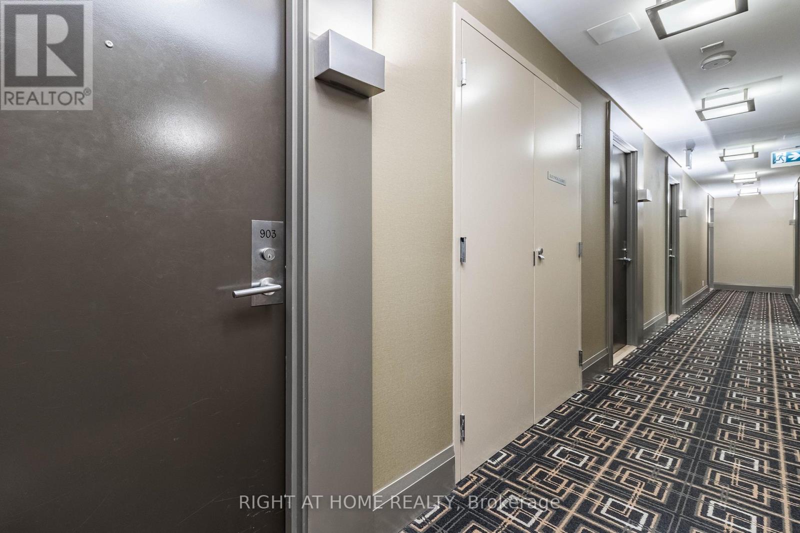 903 - 17 Zorra Street, Toronto, Ontario  M8Z 0C8 - Photo 4 - W13543524