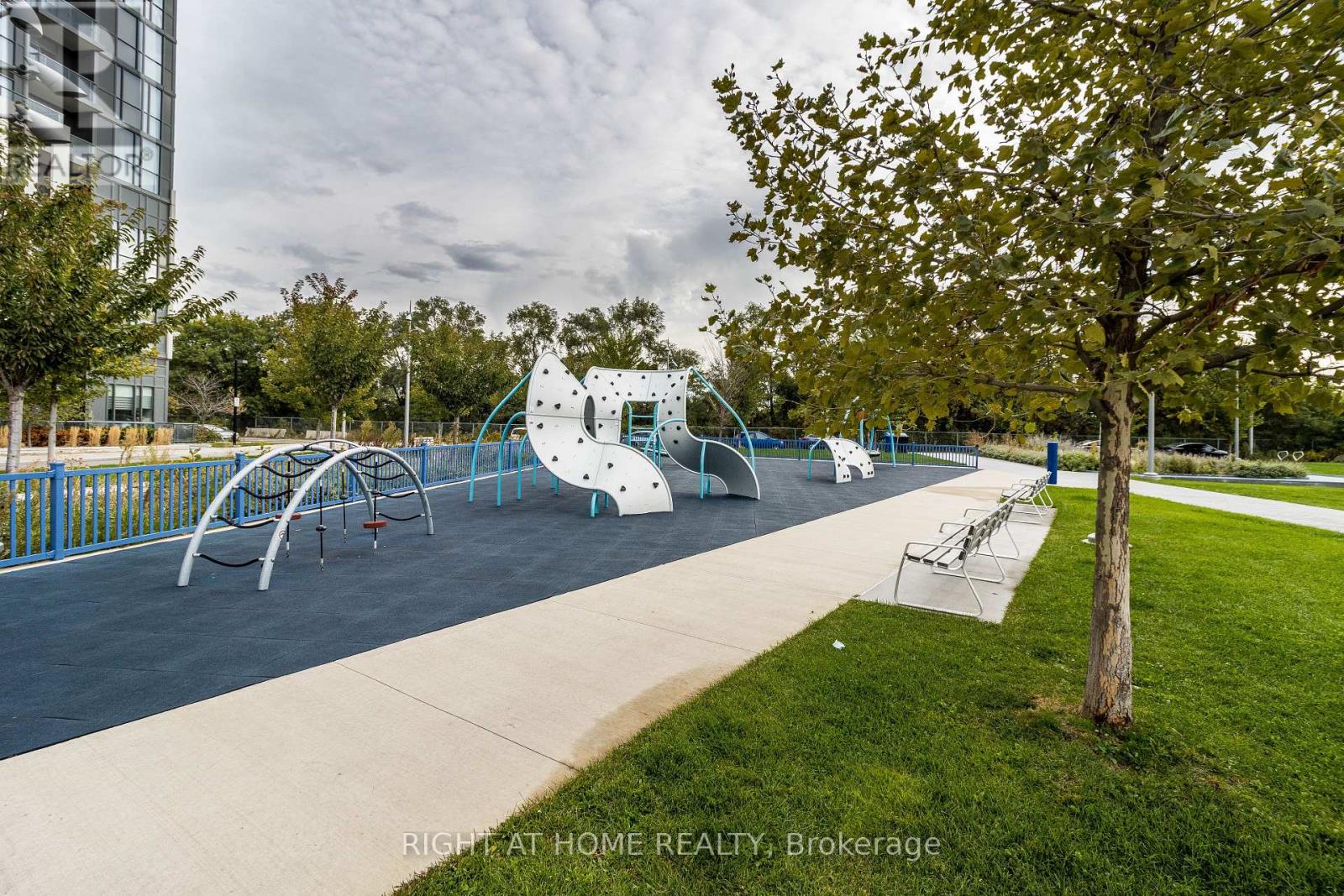 903 - 17 Zorra Street, Toronto, Ontario  M8Z 0C8 - Photo 42 - W13543524