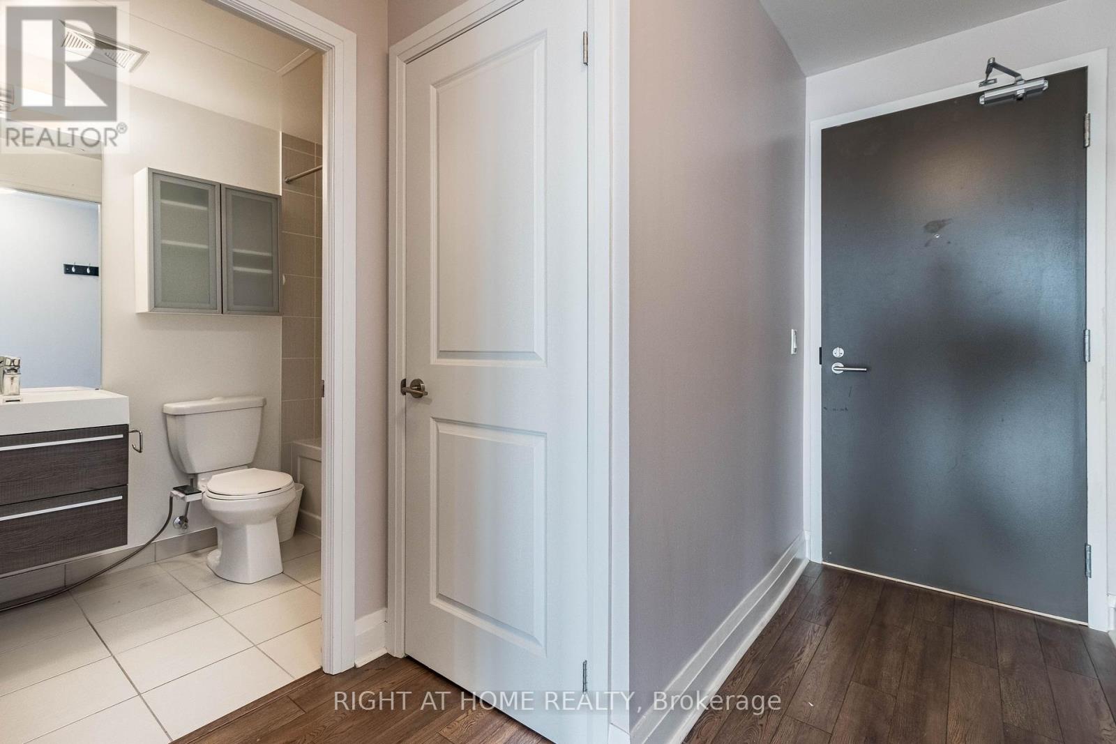 903 - 17 Zorra Street, Toronto, Ontario  M8Z 0C8 - Photo 6 - W13543524