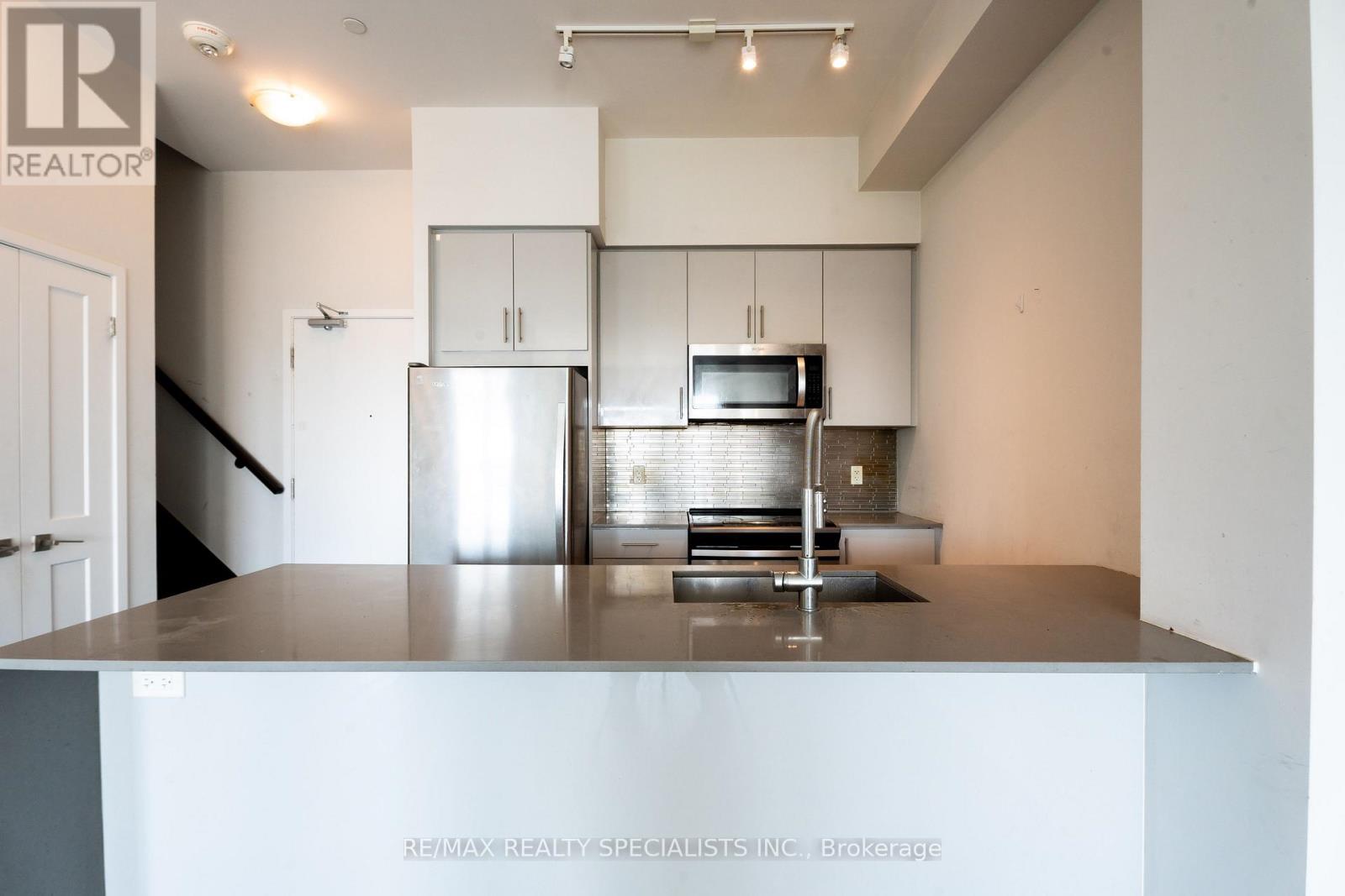 523 - 4055 Parkside Village Drive, Mississauga, Ontario  L5B 0K8 - Photo 12 - W13540376