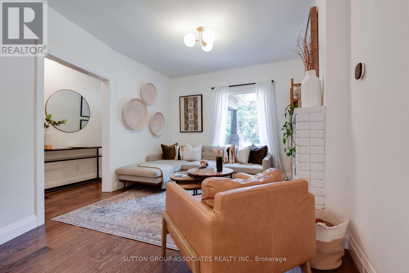 37 Ashburnham Road, Toronto, Ontario  M6H 2K4 - Photo 5 - W13543704