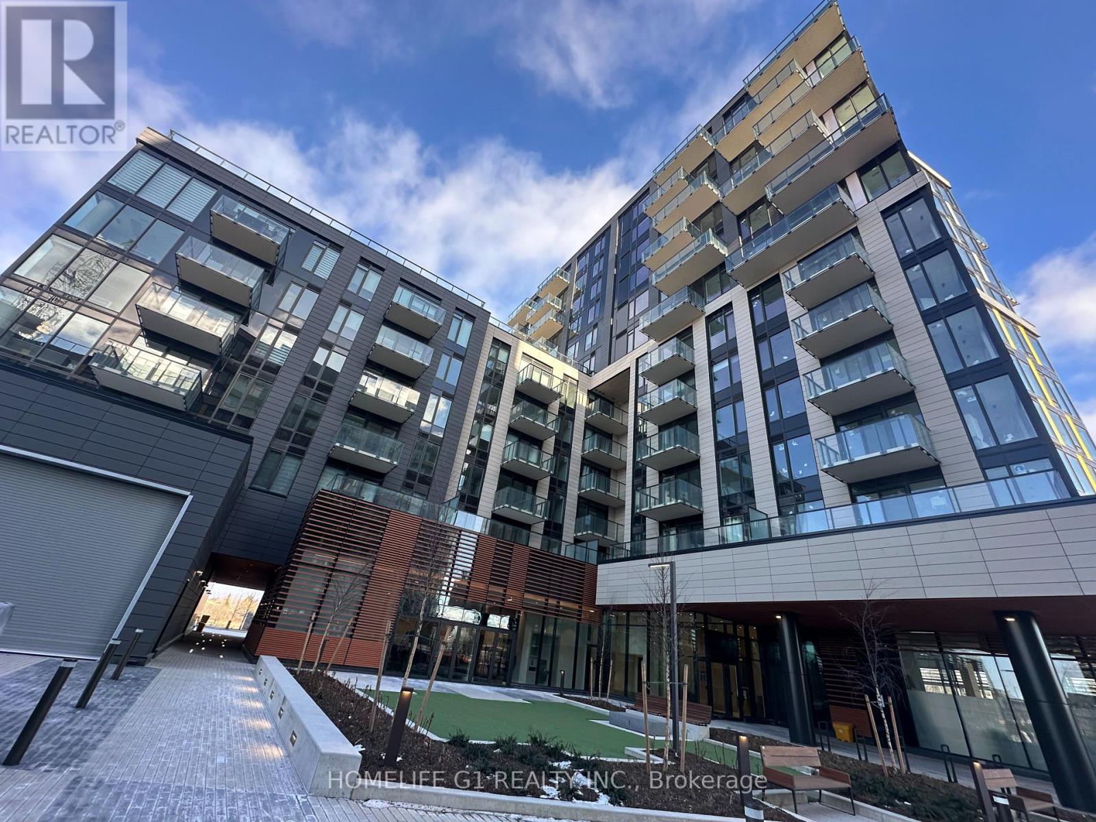 810 - 1415 DUNDAS STREET E, Oakville, Ontario