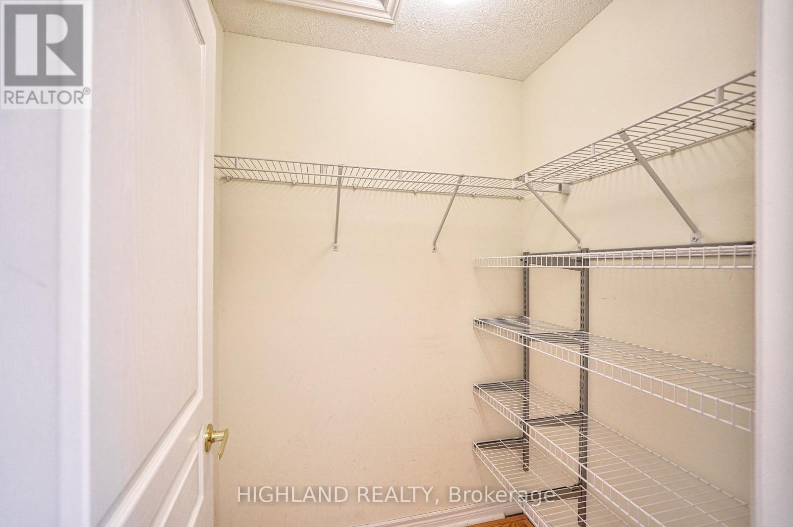515 Coach Drive, Mississauga, Ontario  L5R 0C3 - Photo 26 - W13543864