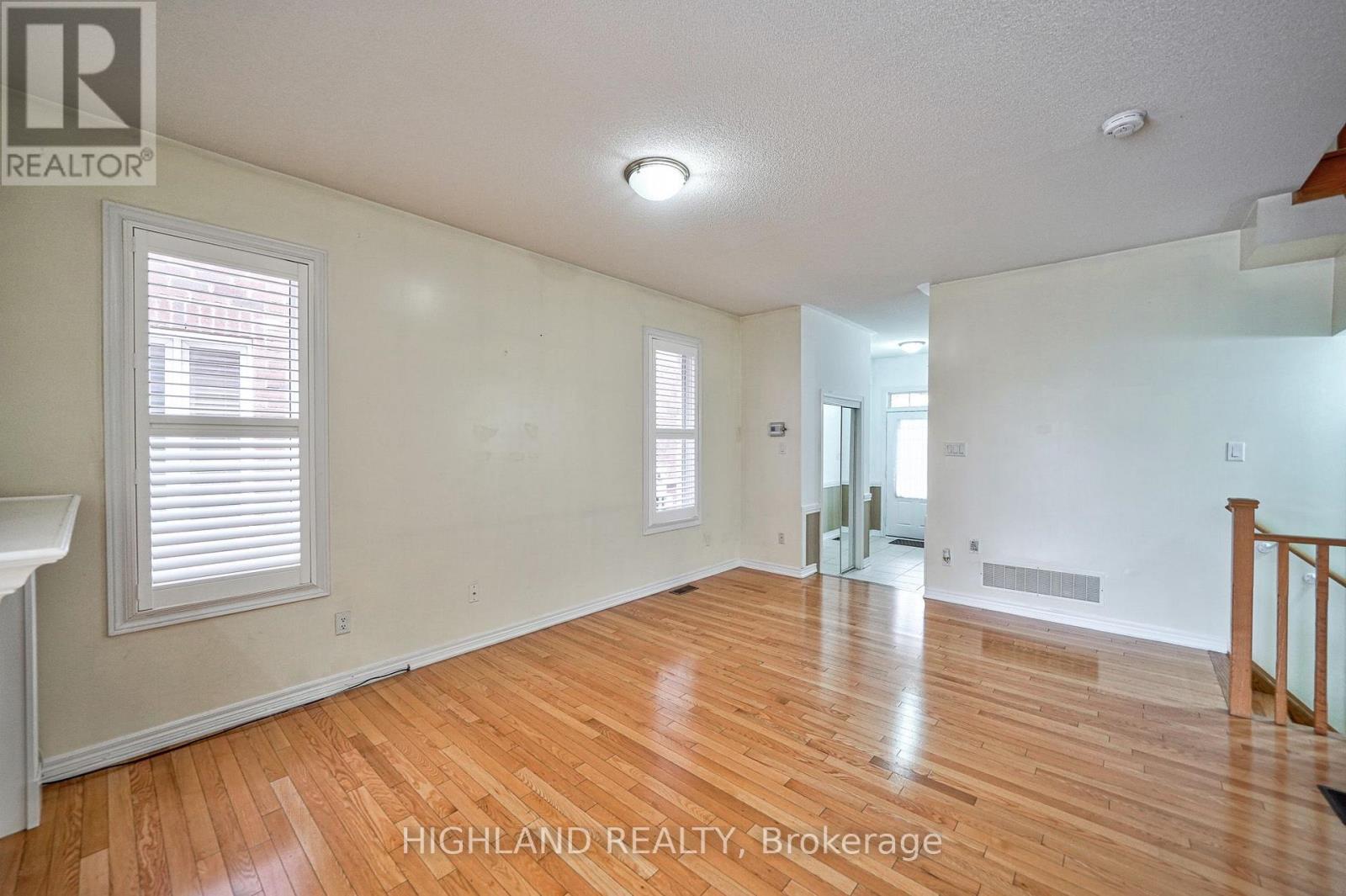 515 Coach Drive, Mississauga, Ontario  L5R 0C3 - Photo 6 - W13543864