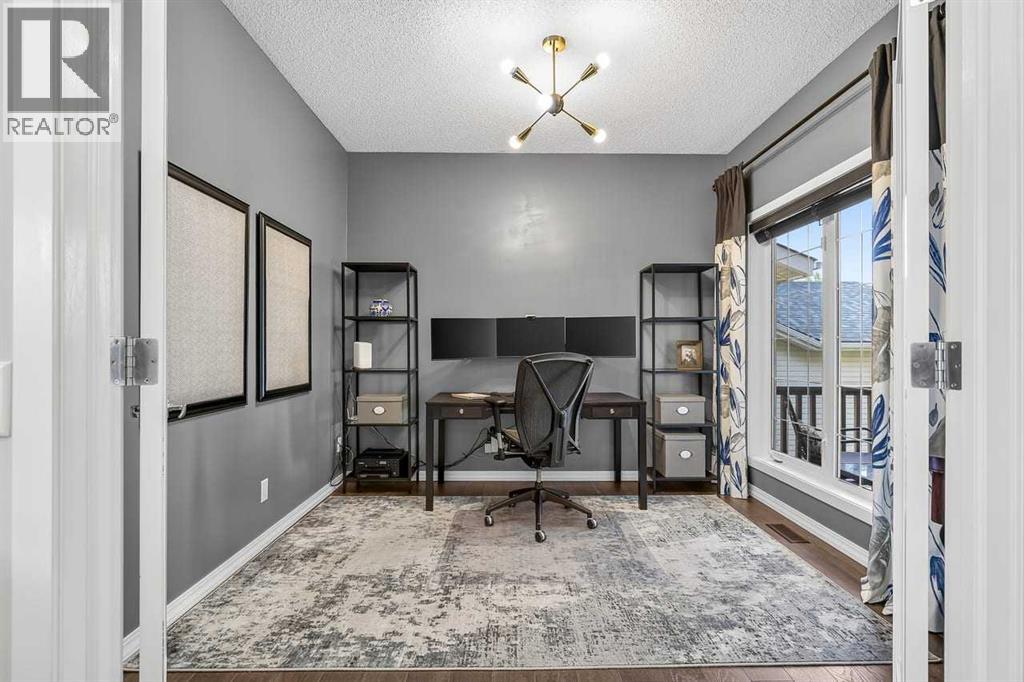 11 Chapala Square SE, Calgary, Alberta  T2X 3T7 - Photo 16 - A2327382