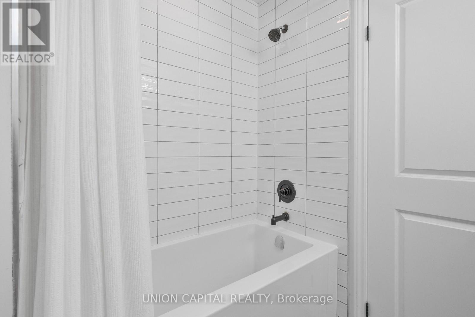 16 Thomas Frisby Jr Crescent, Markham, Ontario  L6C 3L1 - Photo 26 - N13540830