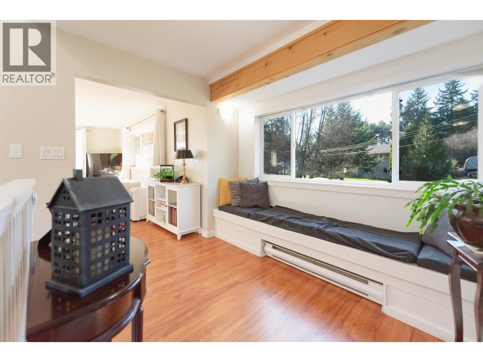7862 Eagle Drive, Halfmoon Bay, British Columbia  V7Z 1A3 - Photo 6 - R3087738