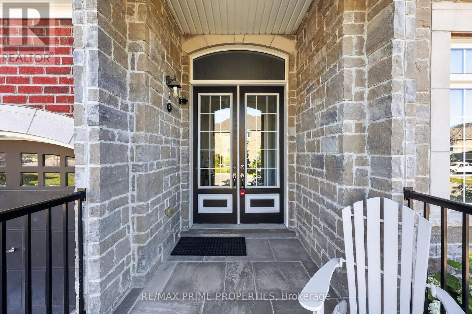 72 Ridge Gate Crescent, East Gwillimbury, Ontario  L0G 1M0 - Photo 2 - N13528948
