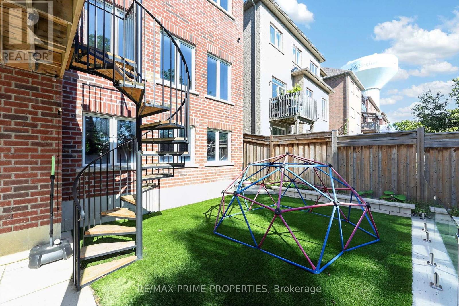 72 Ridge Gate Crescent, East Gwillimbury, Ontario  L0G 1M0 - Photo 23 - N13528948