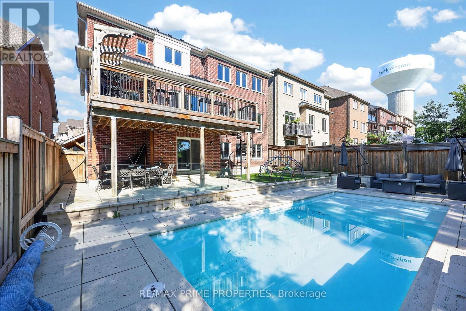 72 Ridge Gate Crescent, East Gwillimbury, Ontario  L0G 1M0 - Photo 25 - N13528948