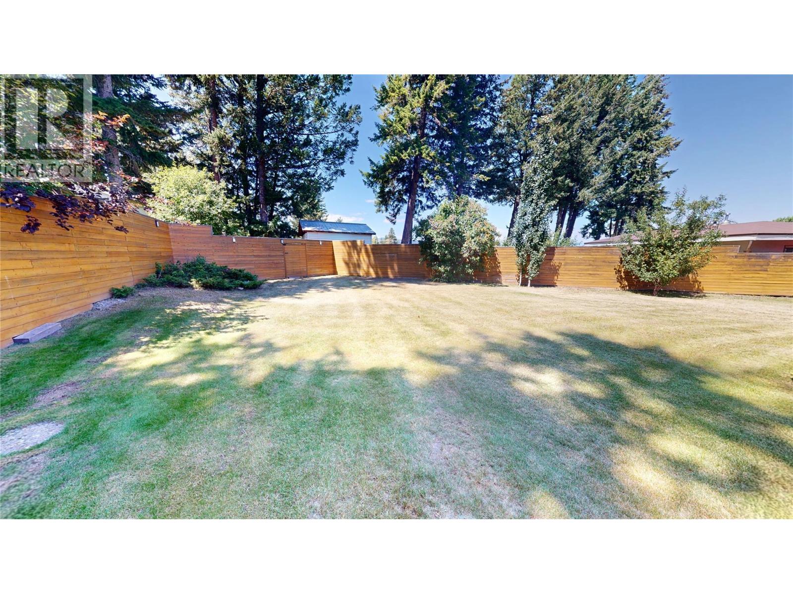 1305 14th Street S, Cranbrook, British Columbia  V1C 5E8 - Photo 42 - 10394099