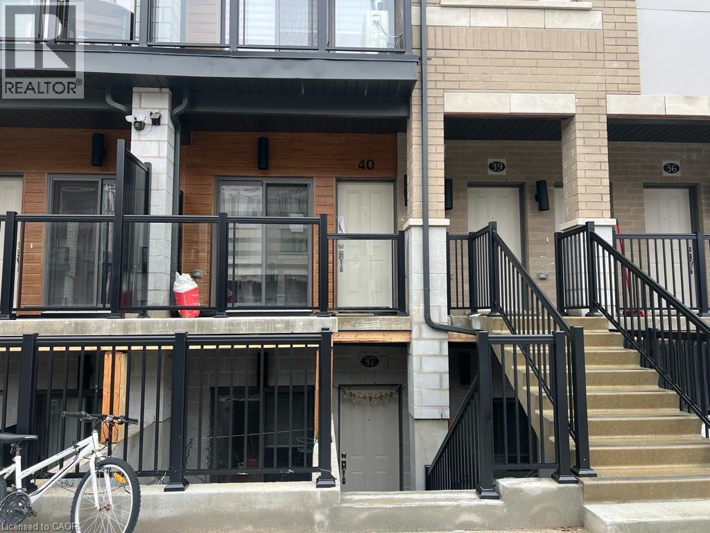 25 ISHERWOOD Avenue Unit# C40, Cambridge