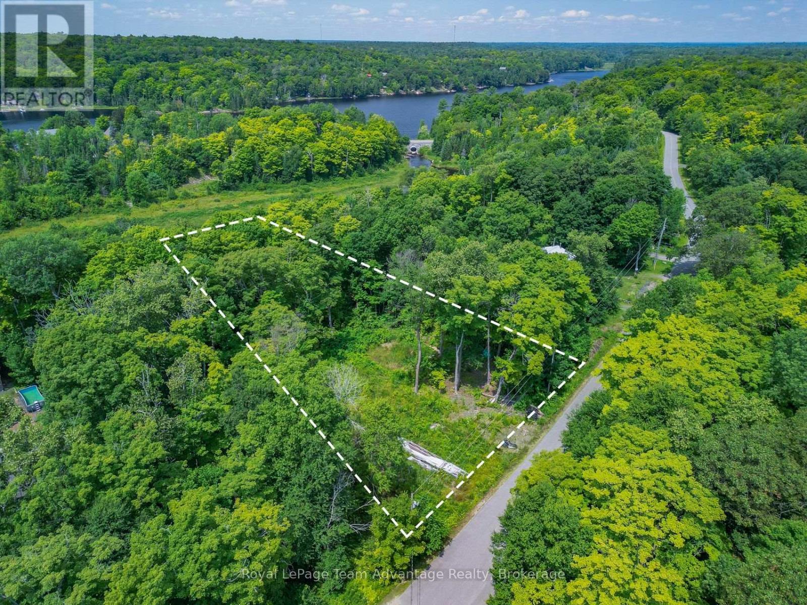 17 Cornflower Road, Mcdougall, Ontario  P2A 2W7 - Photo 1 - X13544008
