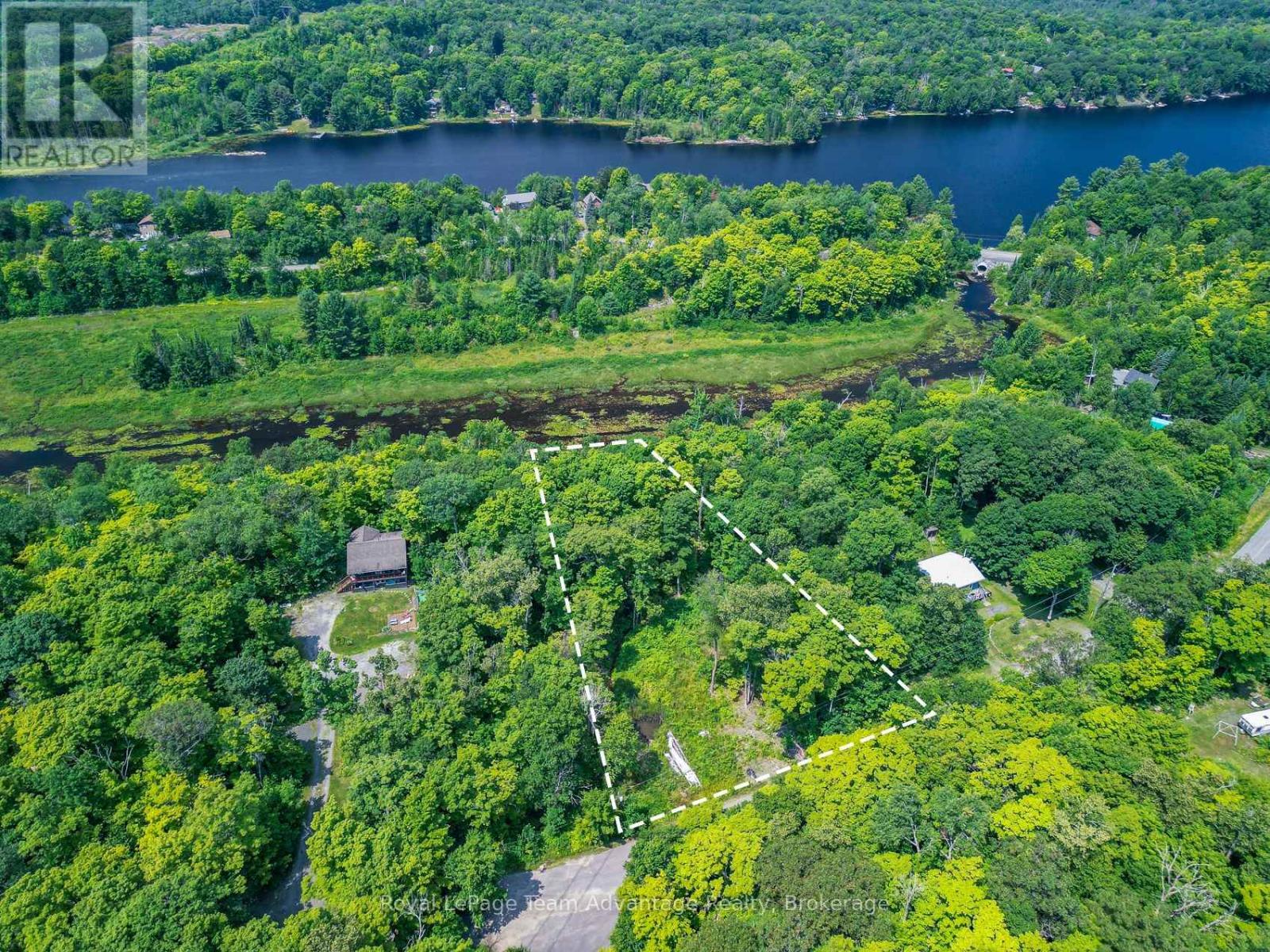 17 Cornflower Road, Mcdougall, Ontario  P2A 2W7 - Photo 2 - X13544008