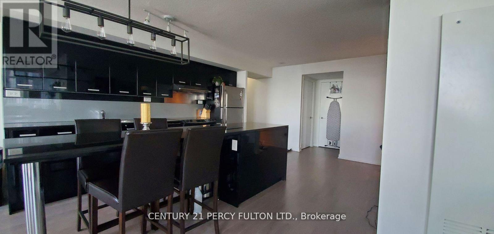 1722 - 19 SINGER COURT, Toronto (Bayview Village)