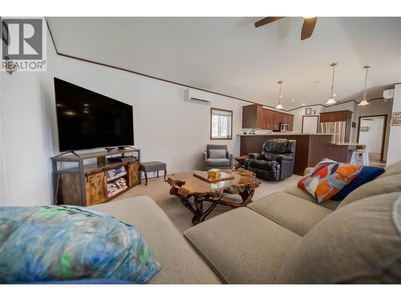 6524 Mcdonald Loop Road, Grasmere, British Columbia V0B 1R0 - Photo 15 - 10394189