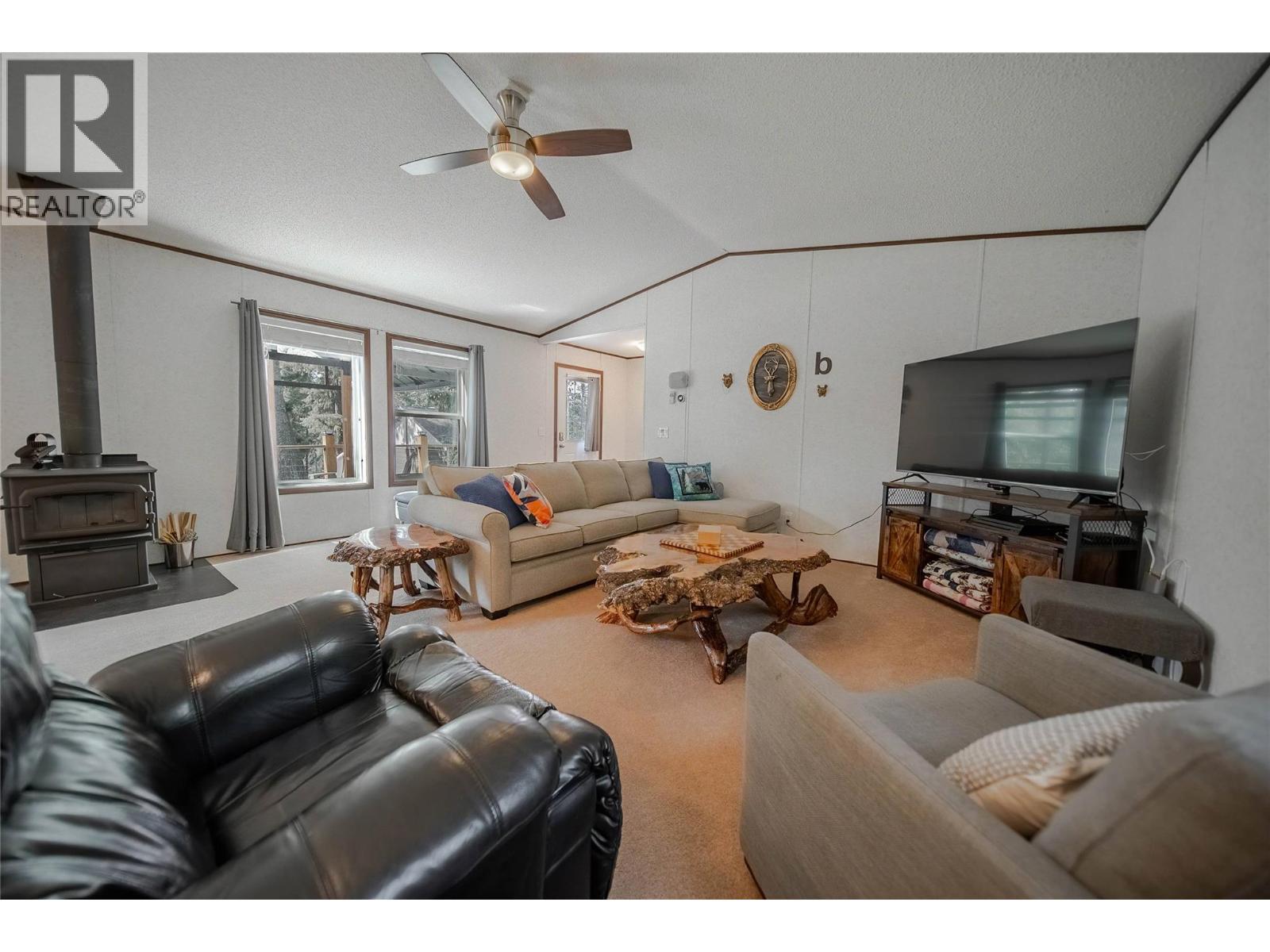 6524 Mcdonald Loop Road, Grasmere, British Columbia V0B 1R0 - Photo 17 - 10394189