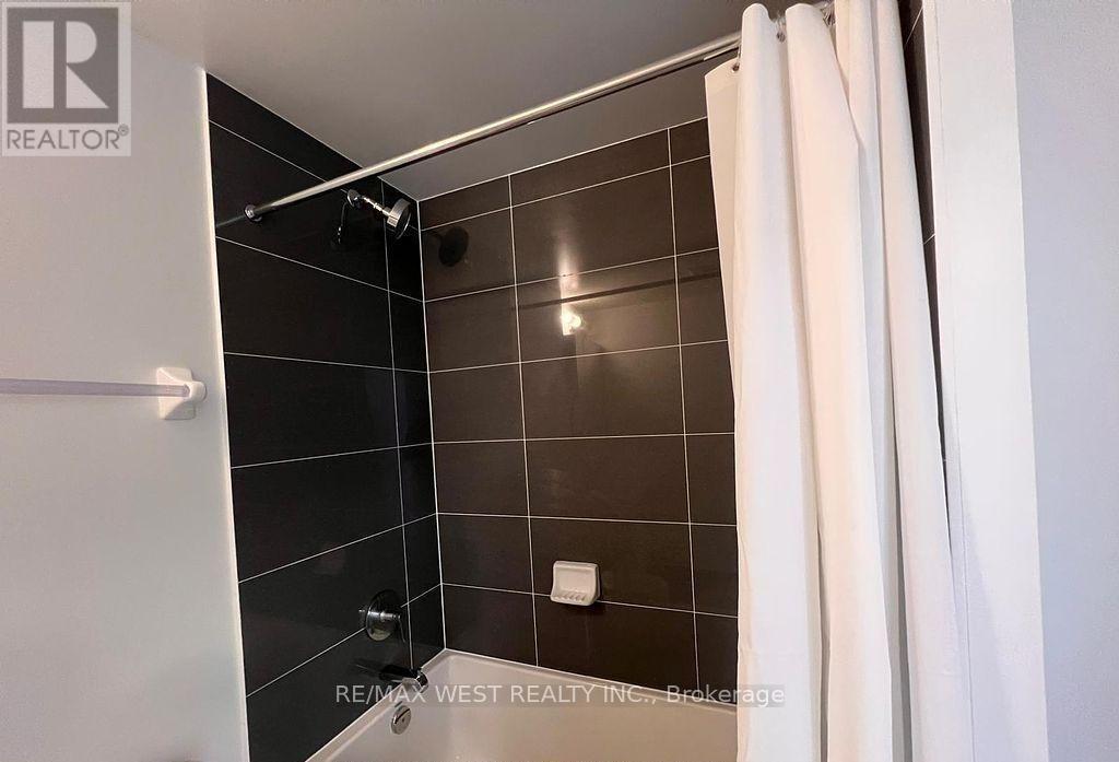 2902 - 105 Oneida Crescent, Richmond Hill (Langstaff), Ontario  L4B 0H6 - Photo 14 - N13543960