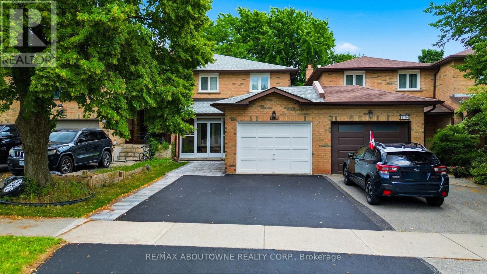 1118 AVONDALE DRIVE, Oakville, Ontario