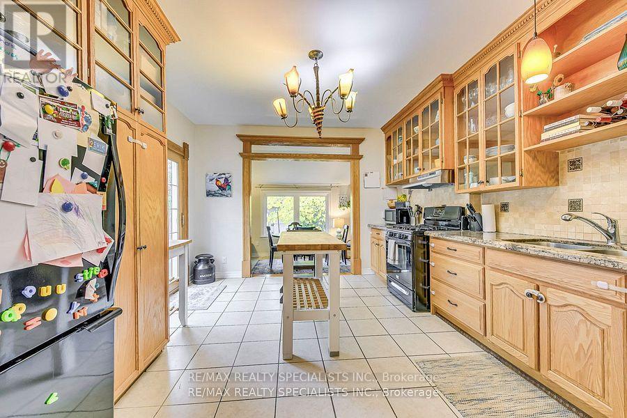 515 Hager Avenue, Burlington, Ontario  L7S 1P2 - Photo 8 - W13543088