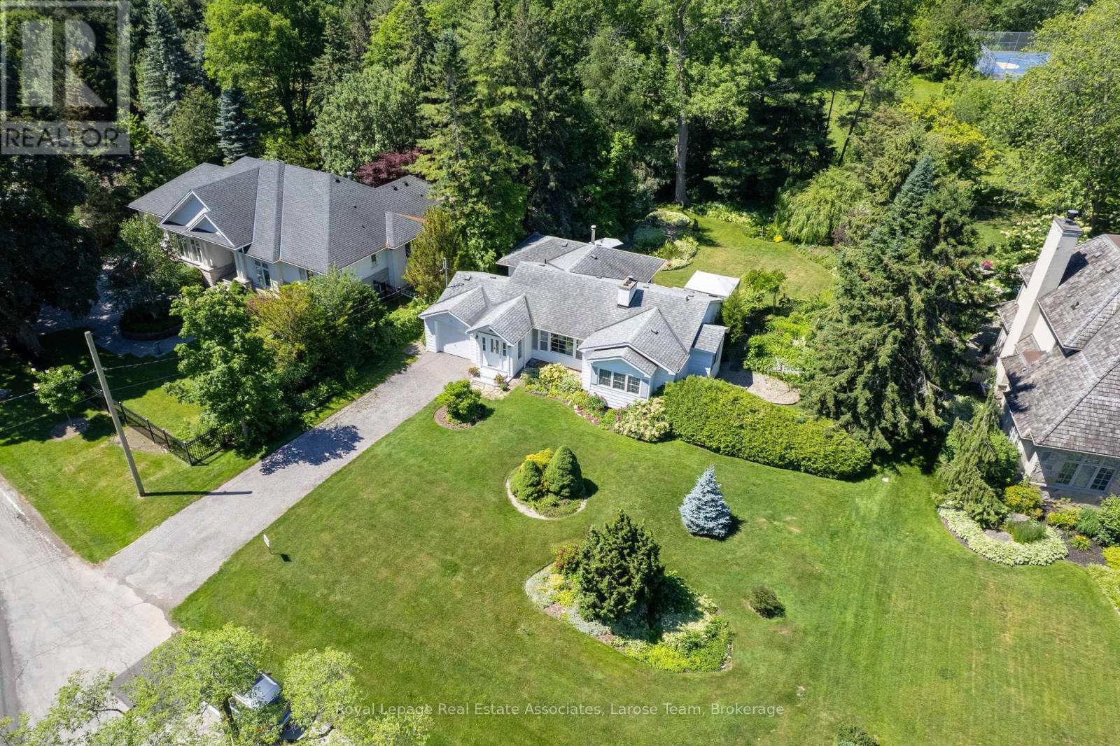 434 APPLE LANE, Mississauga (Clarkson)