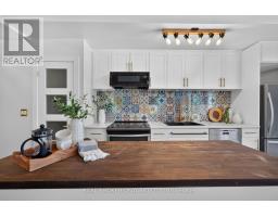 214 - 168 SABINA DRIVE, Oakville, Ontario