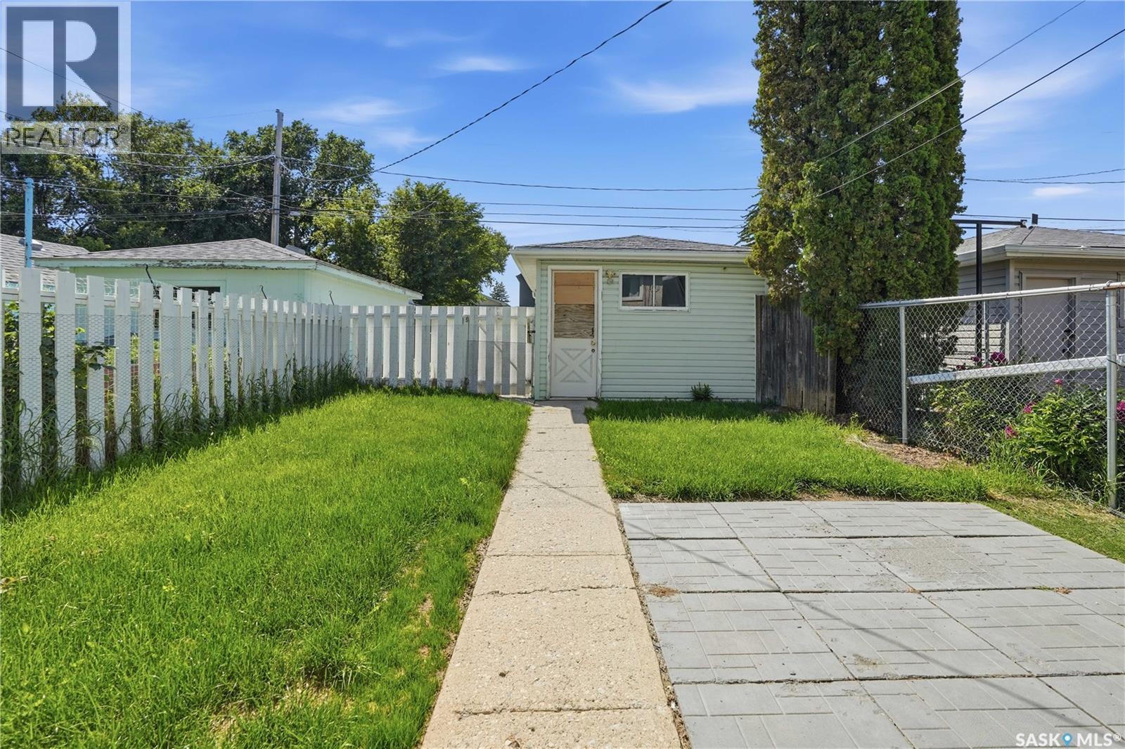 2124 Elliott Street, Regina, Saskatchewan  S4N 3H2 - Photo 37 - SK042093