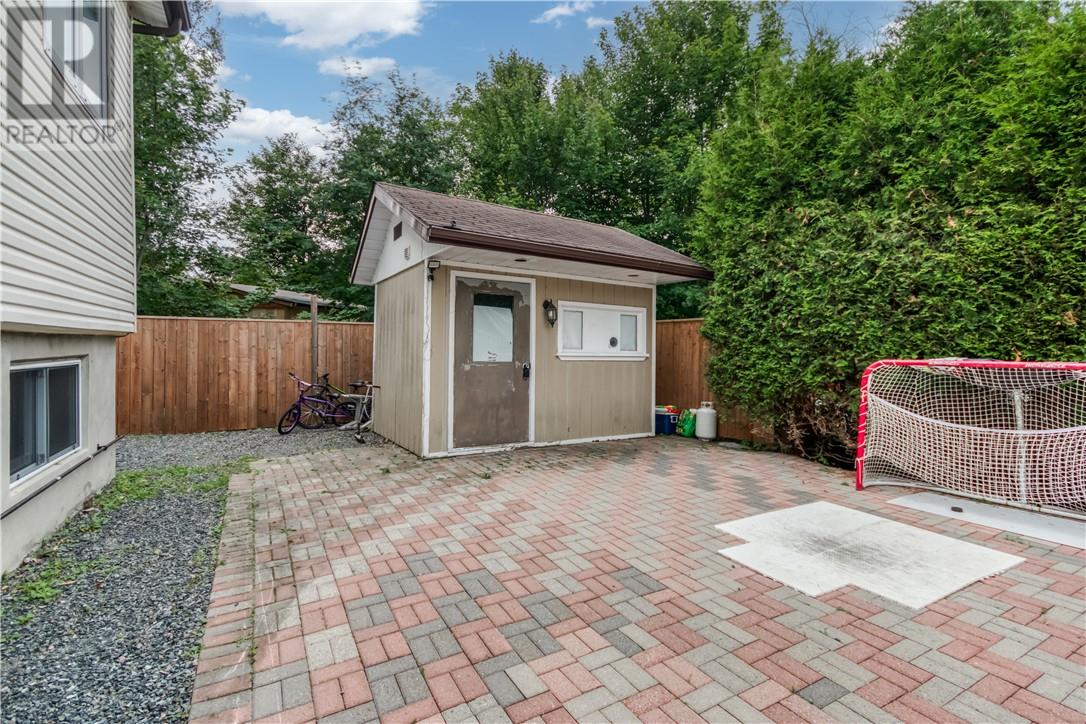 1825 Mccrea Heights Avenue, Val Caron, Ontario  P3N 1M5 - Photo 10 - 2129120