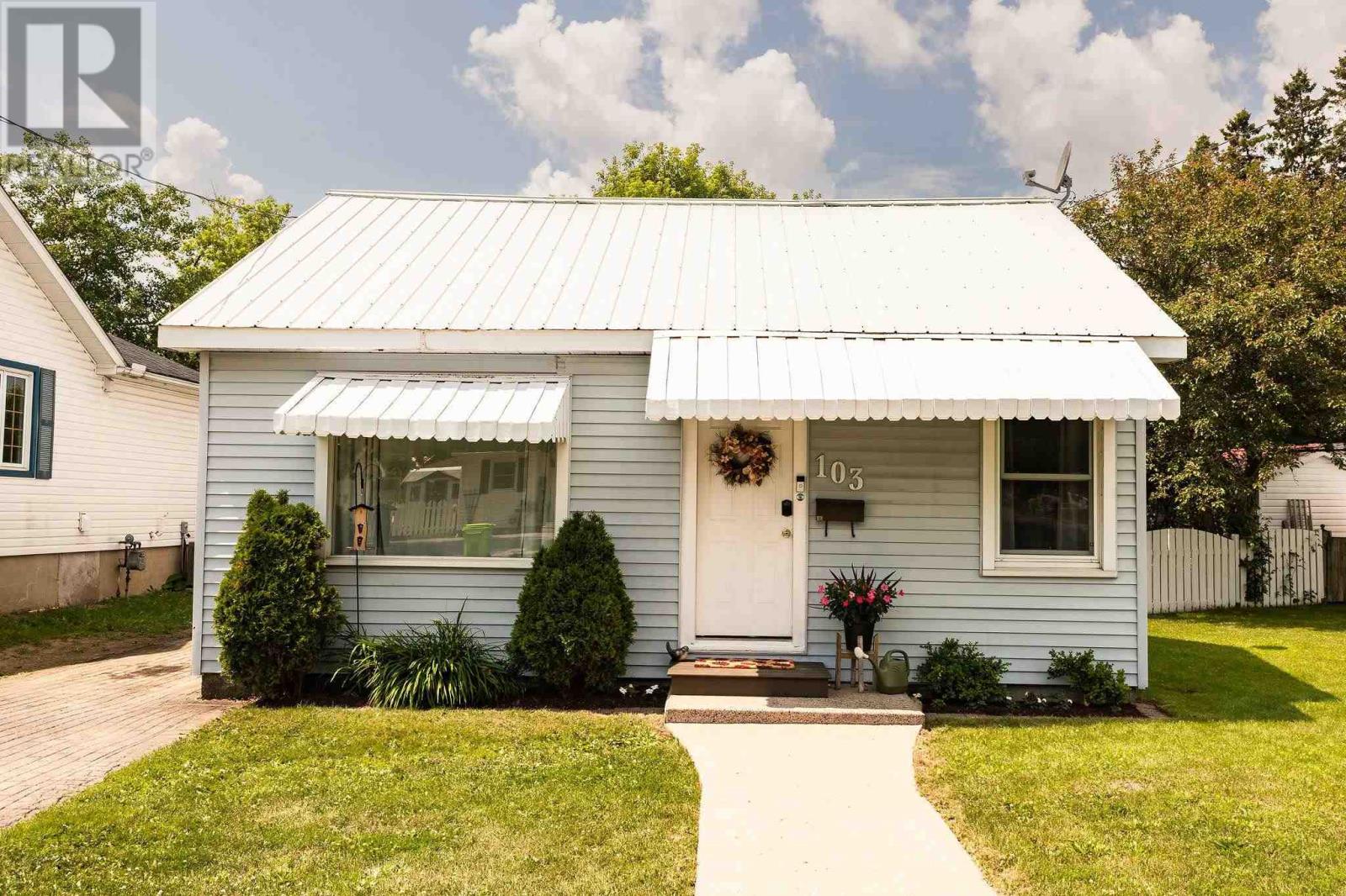 103 Poplar AVE, Sault Ste. Marie, Ontario