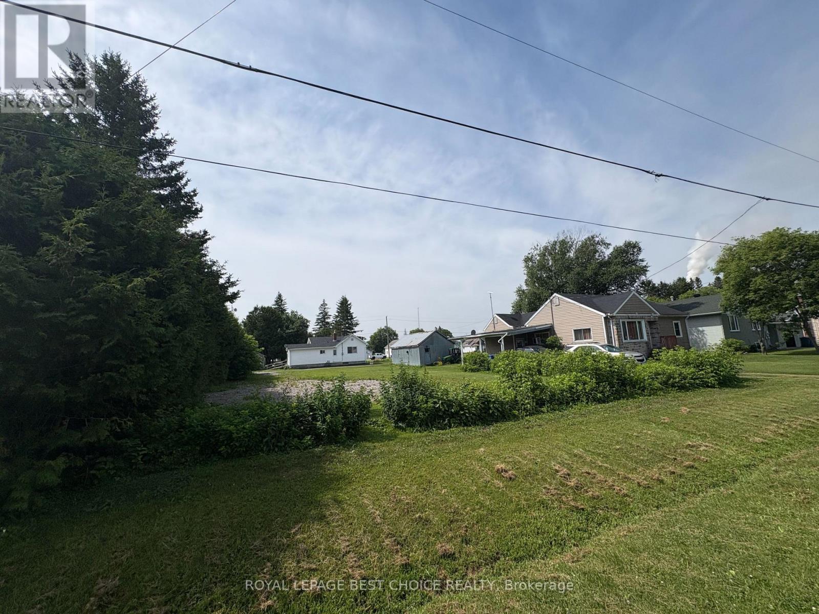 84 Third Avenue, Englehart, Ontario  P0J 1H0 - Photo 4 - T13544316