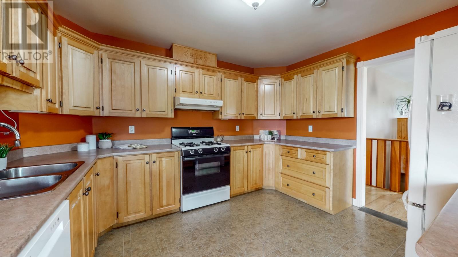 5 Cedar Drive, St. John's, Newfoundland & Labrador  A1A 4X4 - Photo 5 - 1300137
