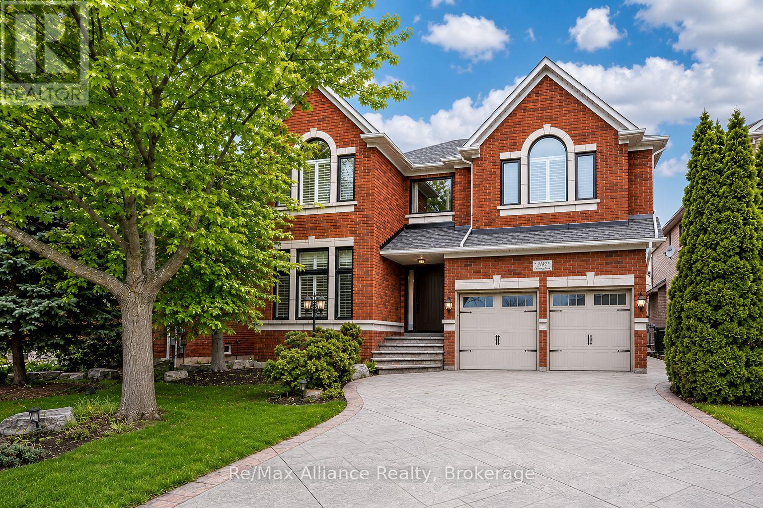 2182 Galloway Drive, Oakville, Ontario  L6H 6T4 - Photo 1 - W13544164
