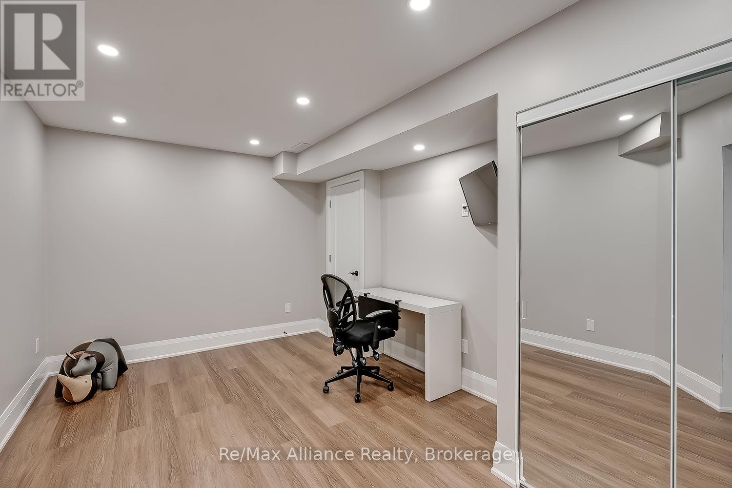 2182 Galloway Drive, Oakville, Ontario  L6H 6T4 - Photo 42 - W13544164