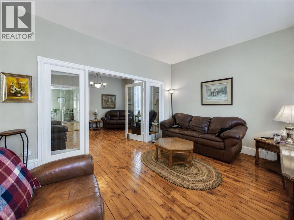 193 Bright Street, Sarnia photo 10