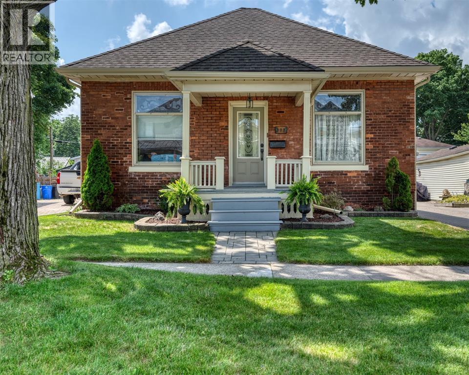 193 Bright Street, Sarnia photo 2