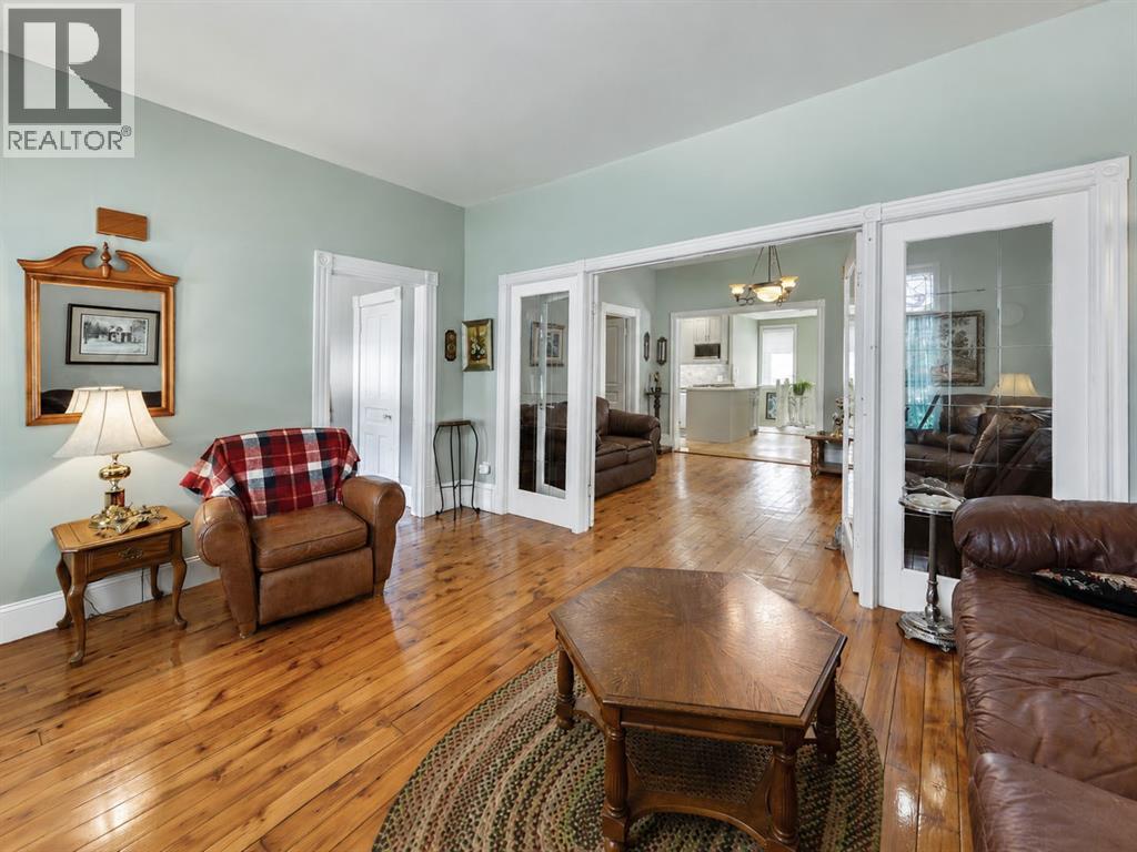 193 Bright Street, Sarnia photo 9