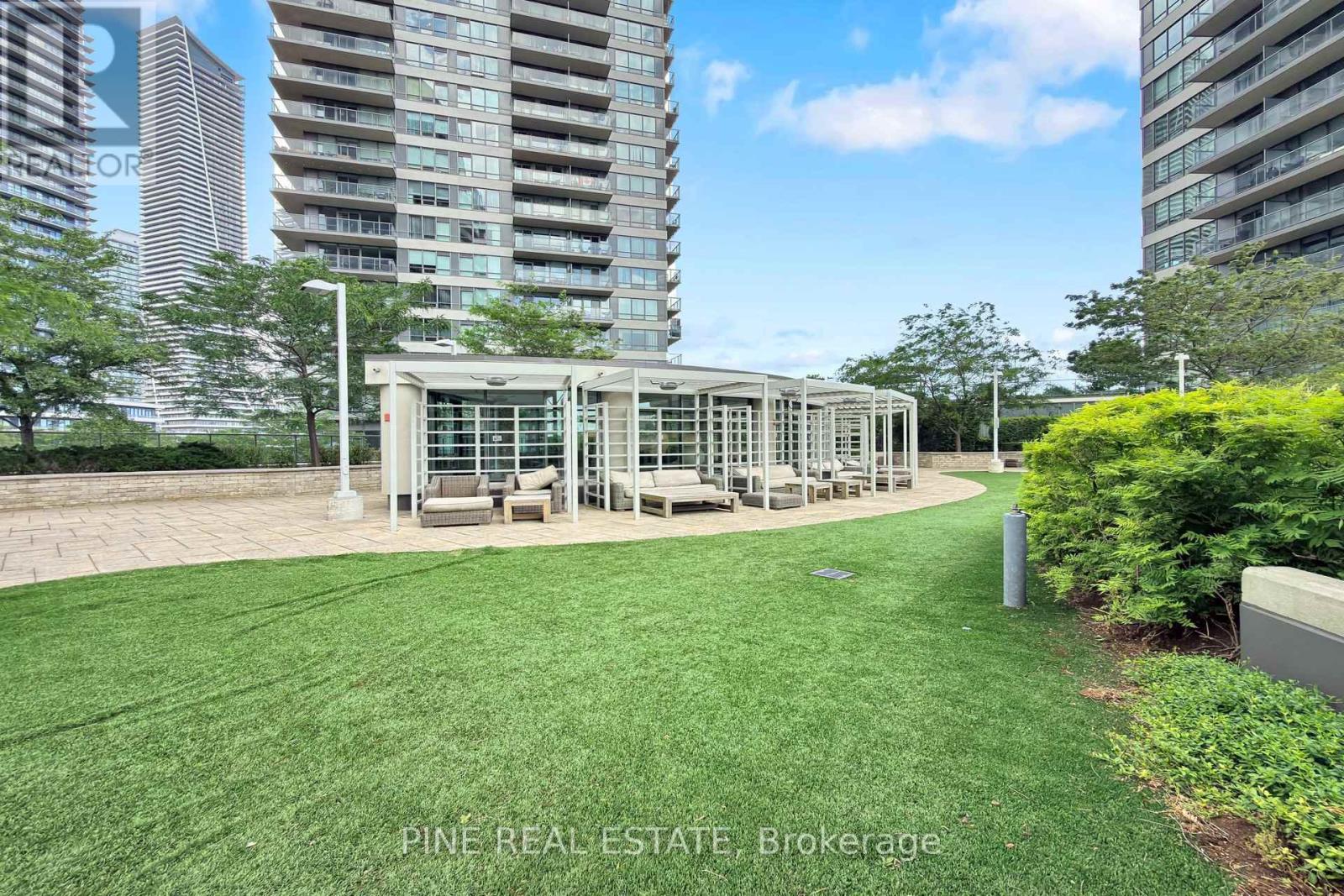 1807 - 2230 Lake Shore Boulevard W, Toronto, Ontario  M8V 0B2 - Photo 42 - W13521934