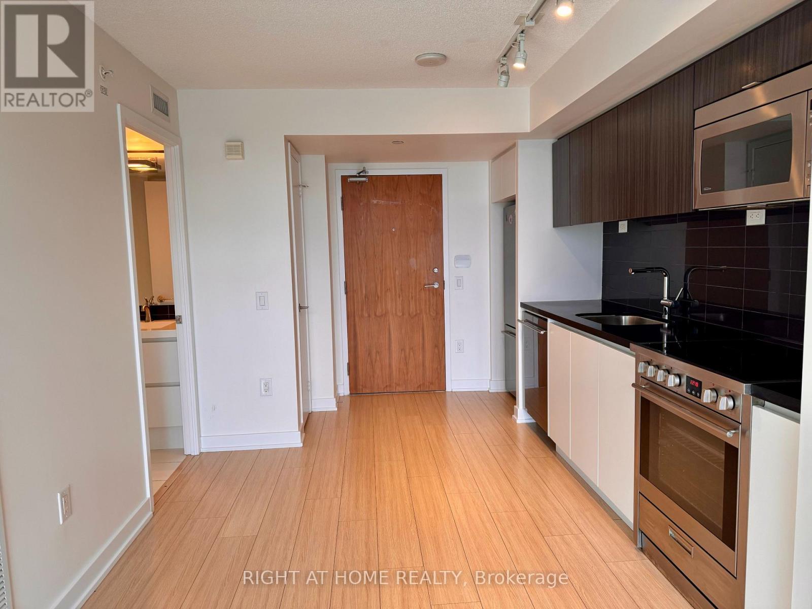 1209 - 85 Queens Wharf Road, Toronto, Ontario M5V 0J9 - Photo 10 - C13544160