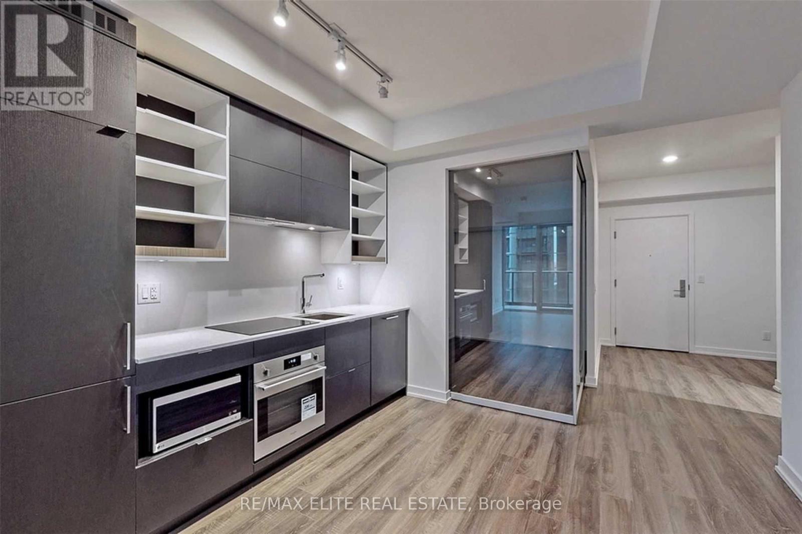 1307 - 20 Edward Street, Toronto, Ontario M5G 1C9 - Photo 16 - C13544180