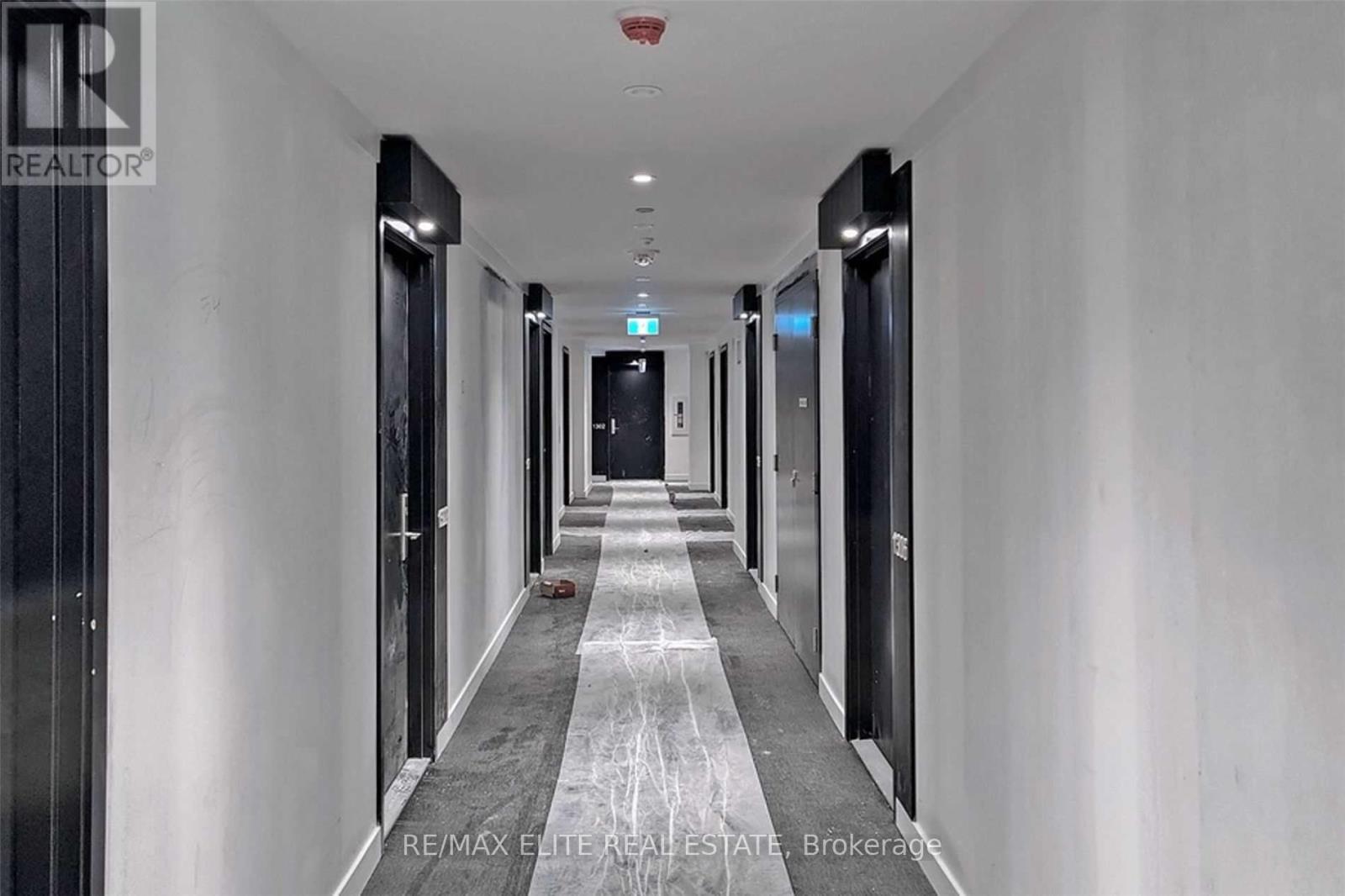 1307 - 20 Edward Street, Toronto, Ontario M5G 1C9 - Photo 6 - C13544180