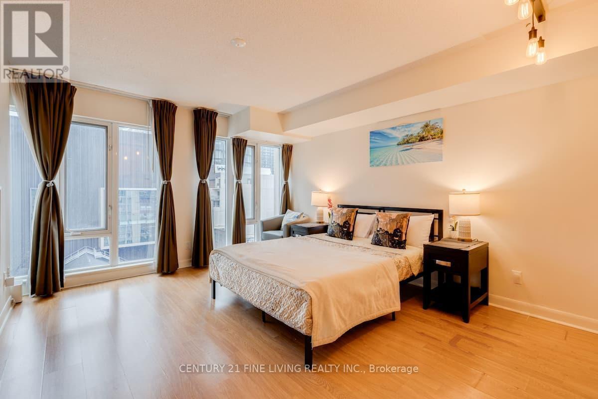 1317 - 200 VICTORIA STREET, Toronto (Church-Yonge Corridor)