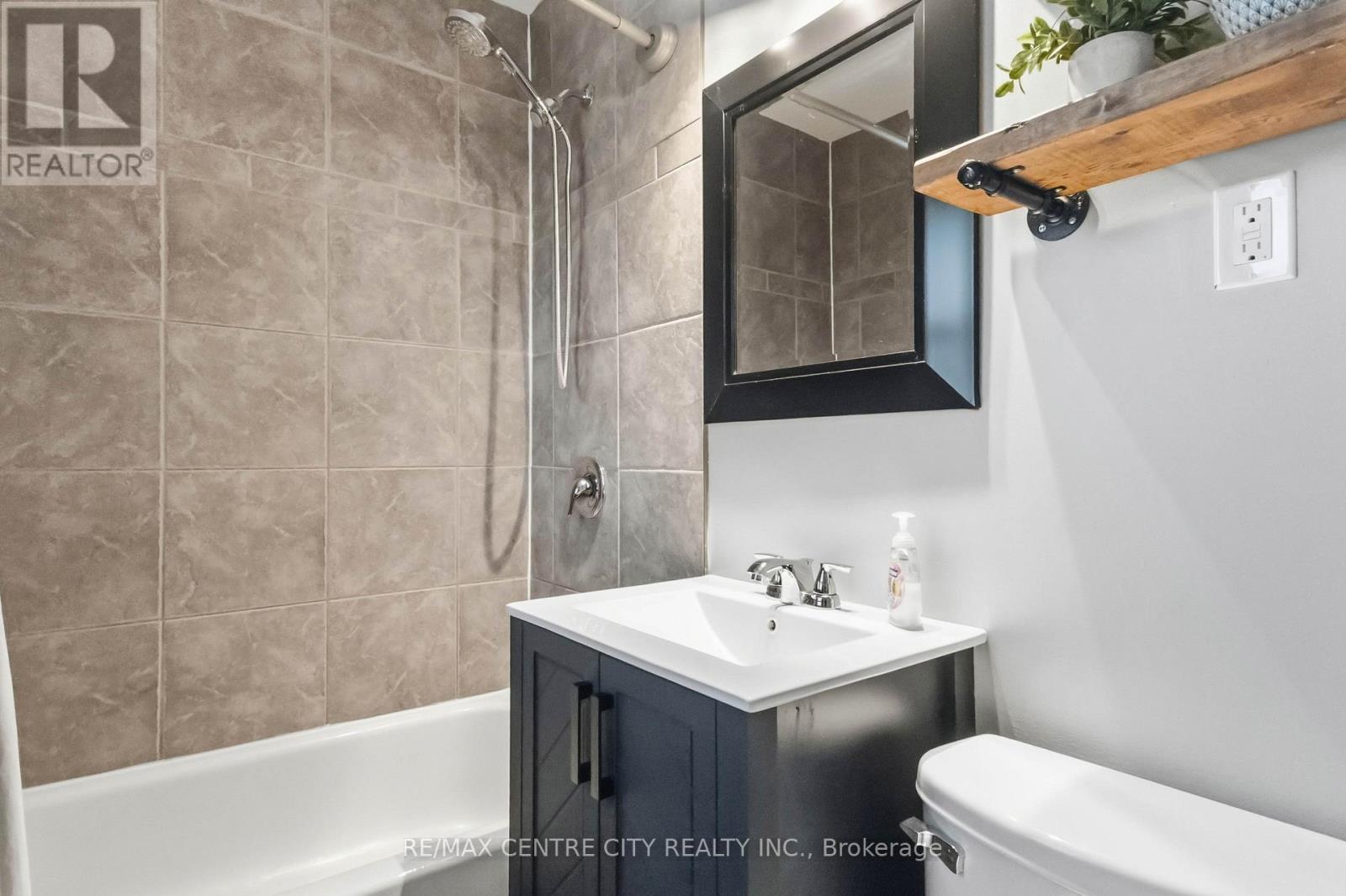 414 Flanders Row, London East, Ontario  N5Y 1C4 - Photo 24 - X13544208