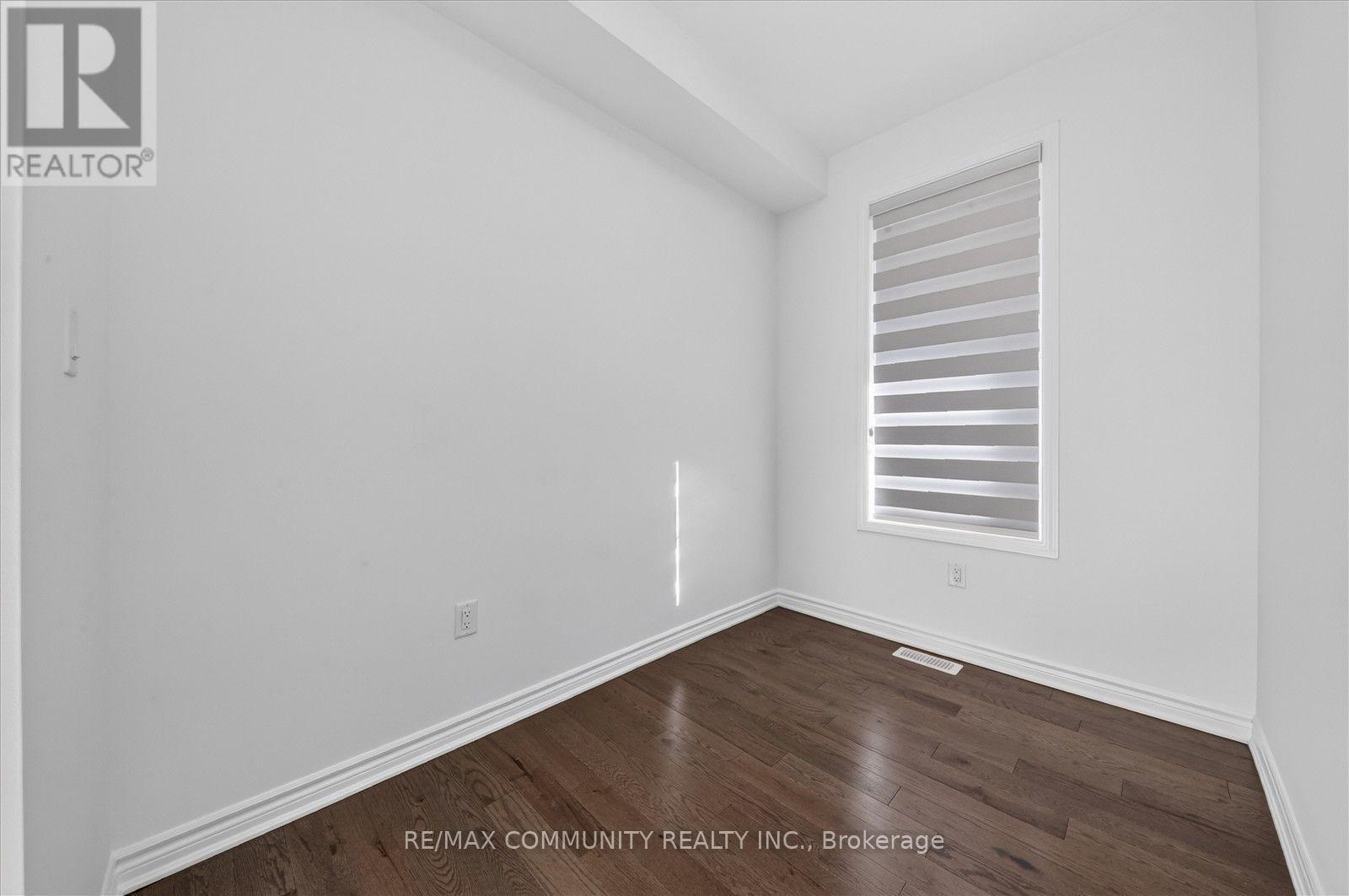 3423 Deepglade Path, Pickering, Ontario  L1X 0V6 - Photo 4 - E13544072