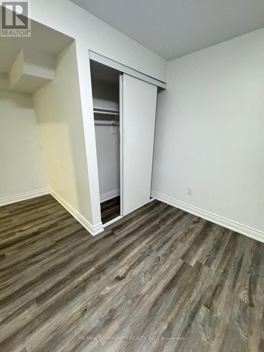 933 Red Deer Avenue, Oshawa, Ontario L1K 0C4 - Photo 12 - E13544268