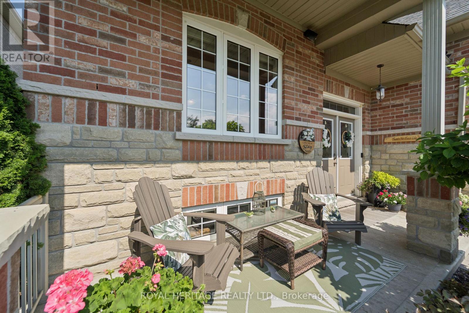 24 Corvinelli Drive, Whitby, Ontario  L1M 0G7 - Photo 2 - E13544332
